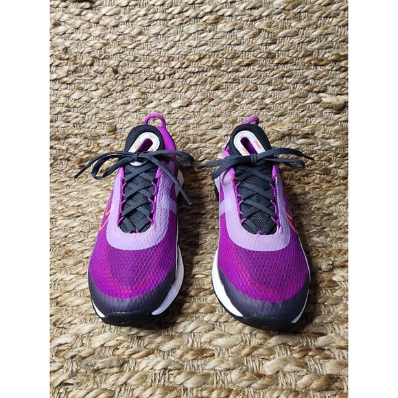 NIKE AIR MAX 2090 YOUTH SIZE 4 WOMEN 5.5 VIOLET FROST ATHLETIC COMFY NEW! - Picture 4 of 10